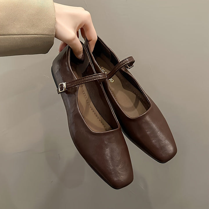 Vivienne | The Square-Toe Mary Jane Flat