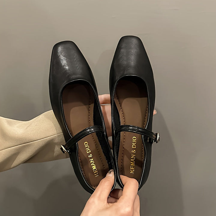 Vivienne | The Square-Toe Mary Jane Flat
