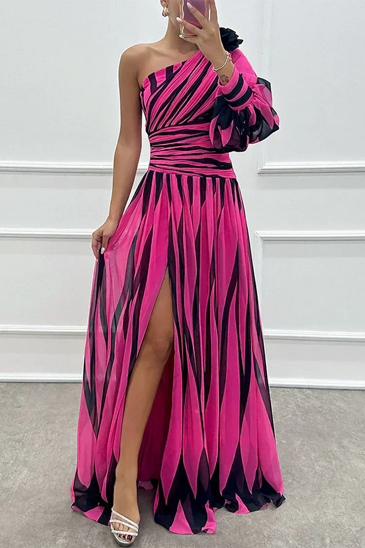 Shiloh |Elegant Striped Maxi Dress with One Shoulder