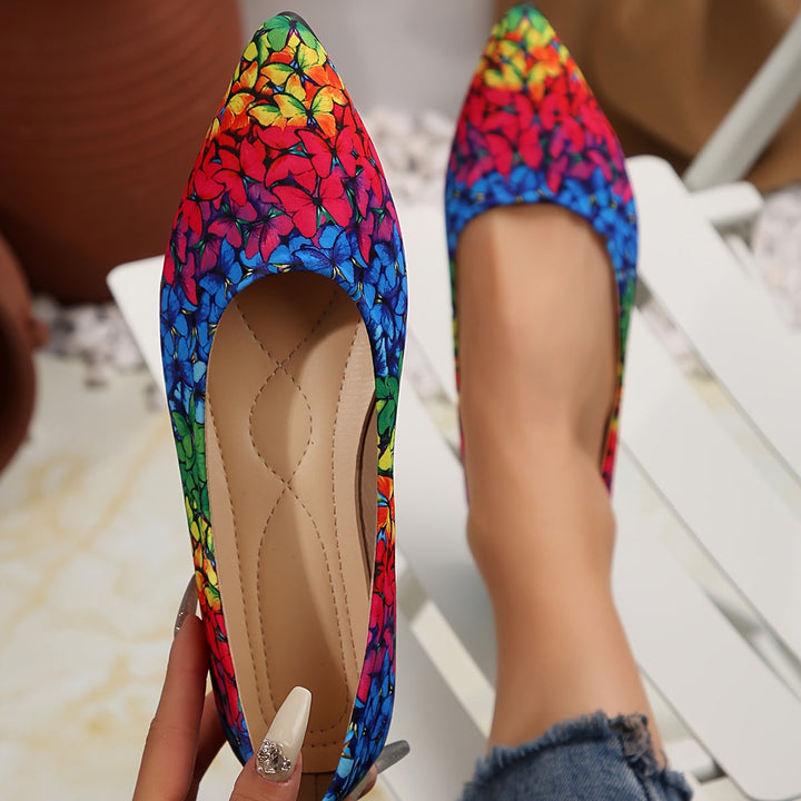 Lola | The Graffiti Print Pointed Flat