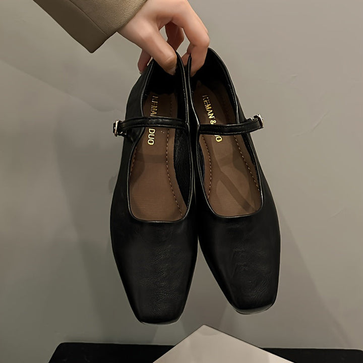 Vivienne | The Square-Toe Mary Jane Flat