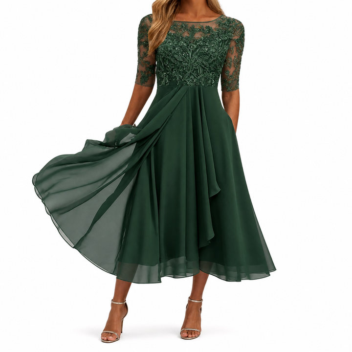 Zaria – The Flattering Lace Midi Dress