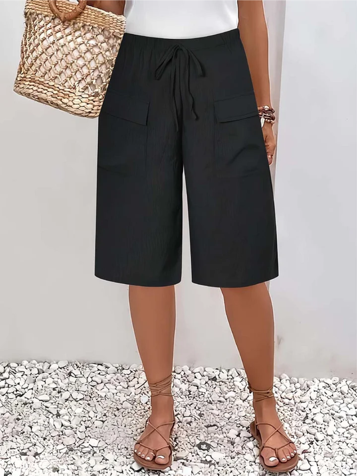 Linda – Shorts with Elastic Waistband