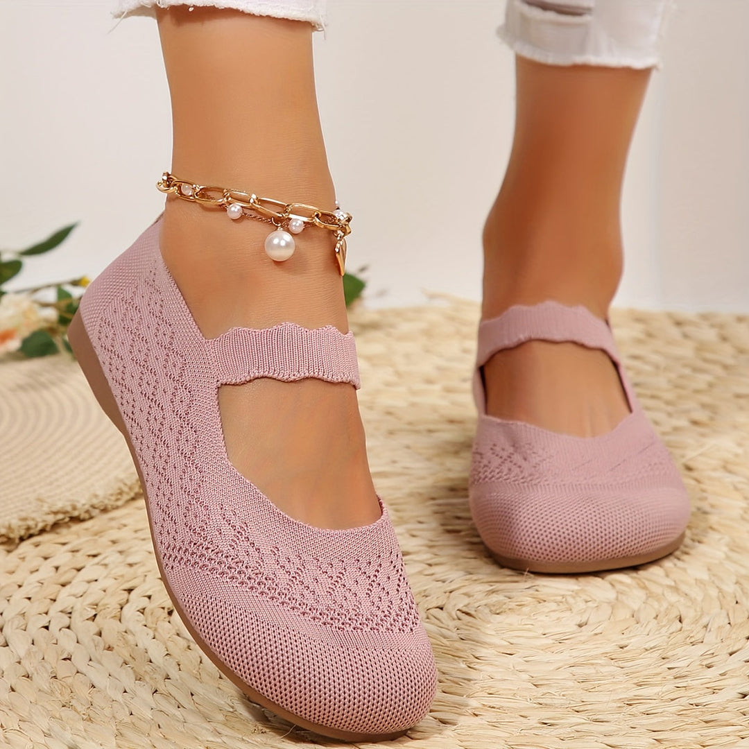 Delia | The Stretch Mary Jane Flat