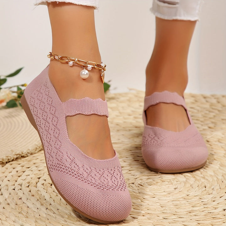 Delia | The Stretch Mary Jane Flat