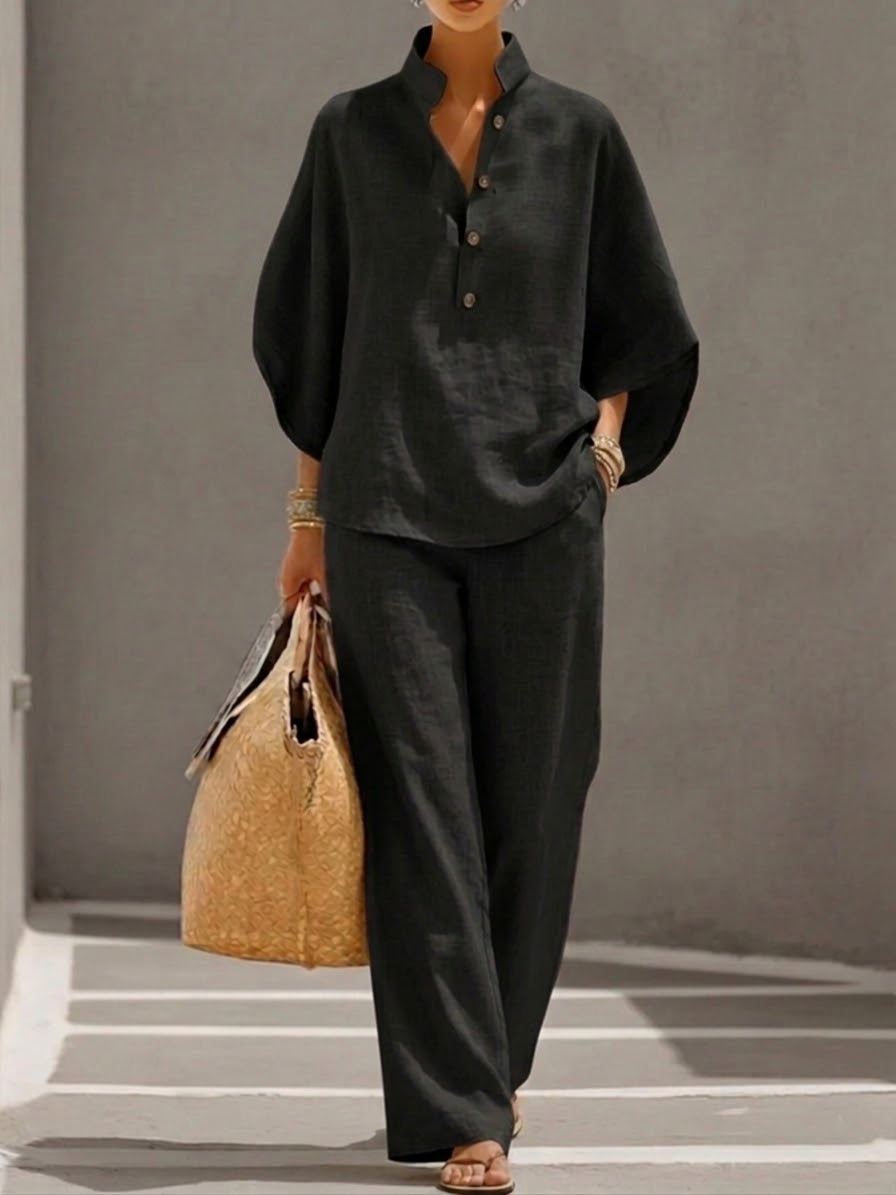 Mariel | Complete with batwing sleeves and wide pants