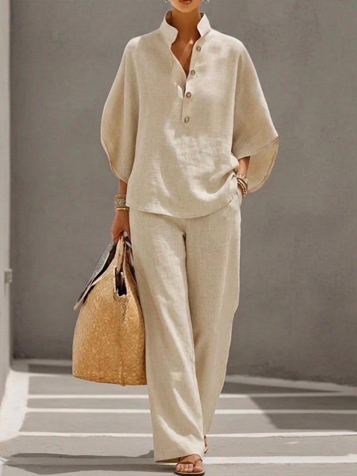 Mariel | Complete with batwing sleeves and wide pants